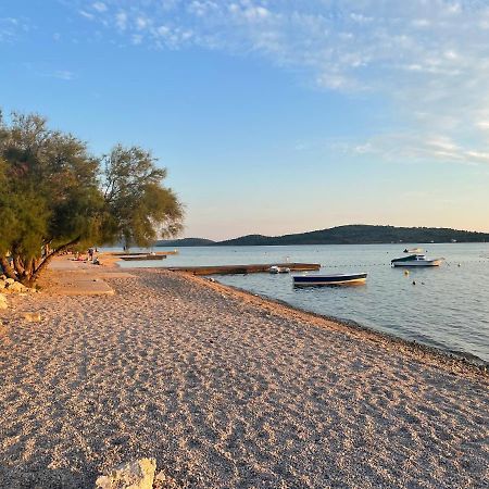 Apartament Sea Dalmatia Srima Bagian luar foto