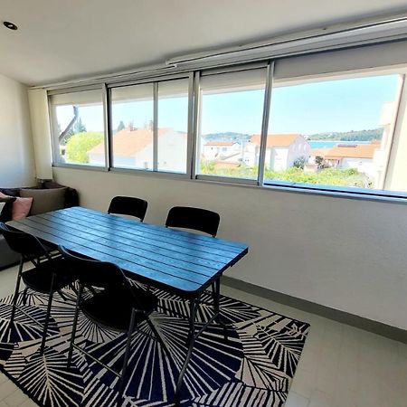 Apartament Sea Dalmatia Srima Bagian luar foto