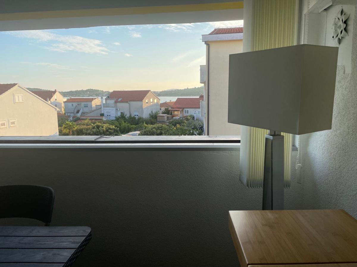 Apartament Sea Dalmatia Srima Bagian luar foto